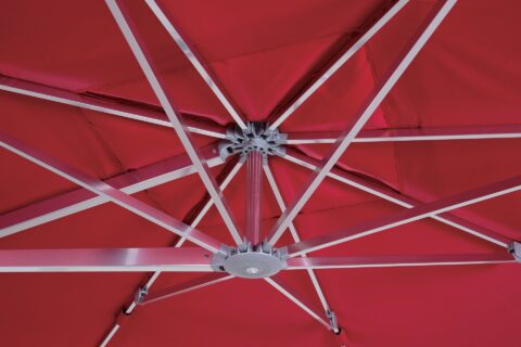 Tempo Aman umbrella interior structure featuring the ribs and fabric material.