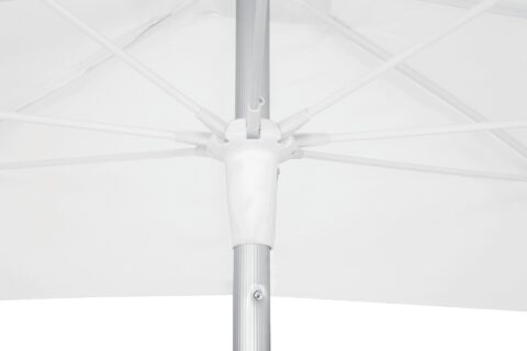 Tempo Ibiza umbrella, close-up of ribs and center mechanism