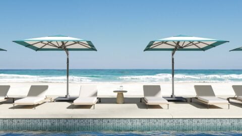 V1 outdoor umbrella in use