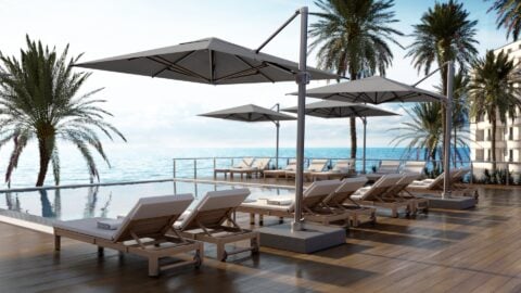 Velo outdoor umbrella in use